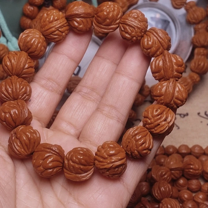 文玩核桃手串龙纹桃核