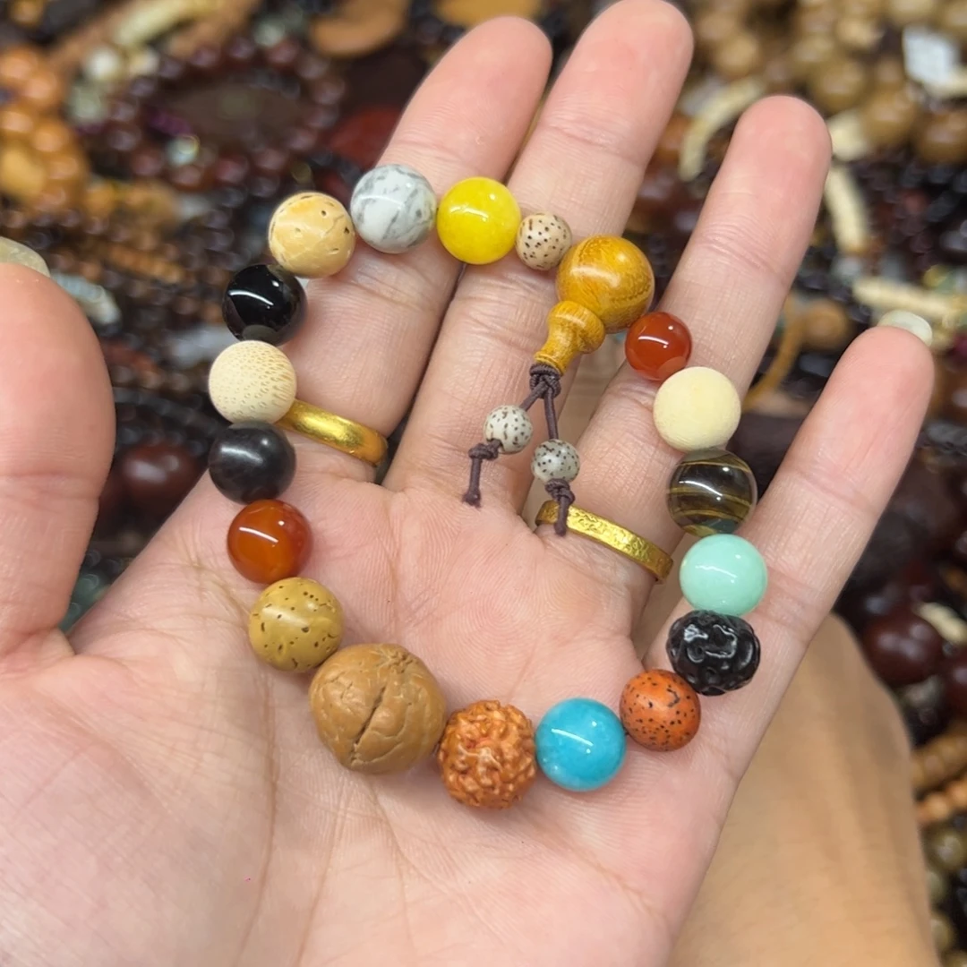 维腊木（绿檀）无事牌