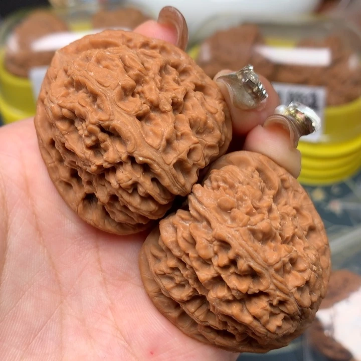 【闪购商品】文玩核桃吊坠42-27588-02