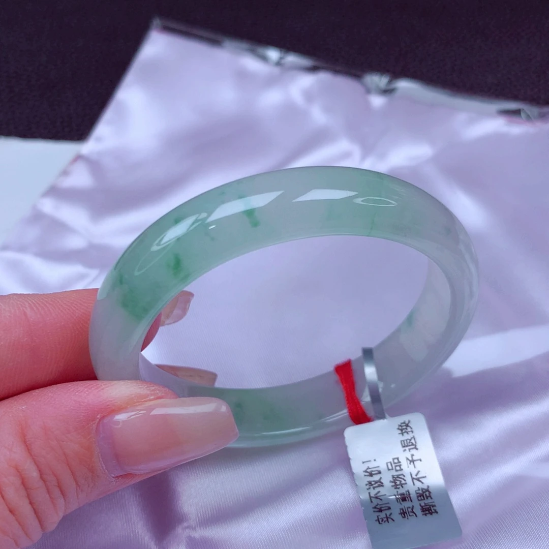 翡翠未镶嵌手镯手镯