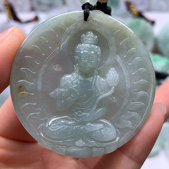 翡翠未镶嵌颈饰大势至菩萨福利