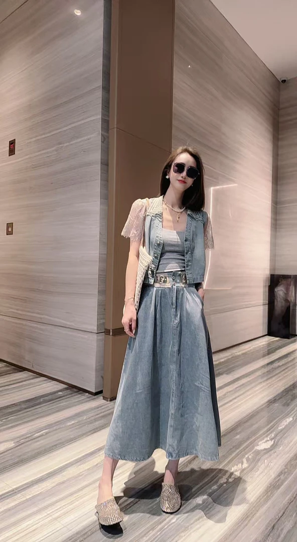 熙薇【素净柔暖】2025春夏新款时尚百搭设计师休闲半身裙L4320