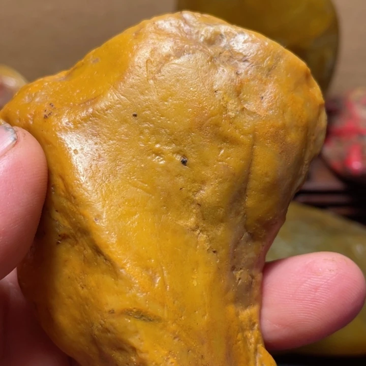 田黄石牧**?155克田黄原石