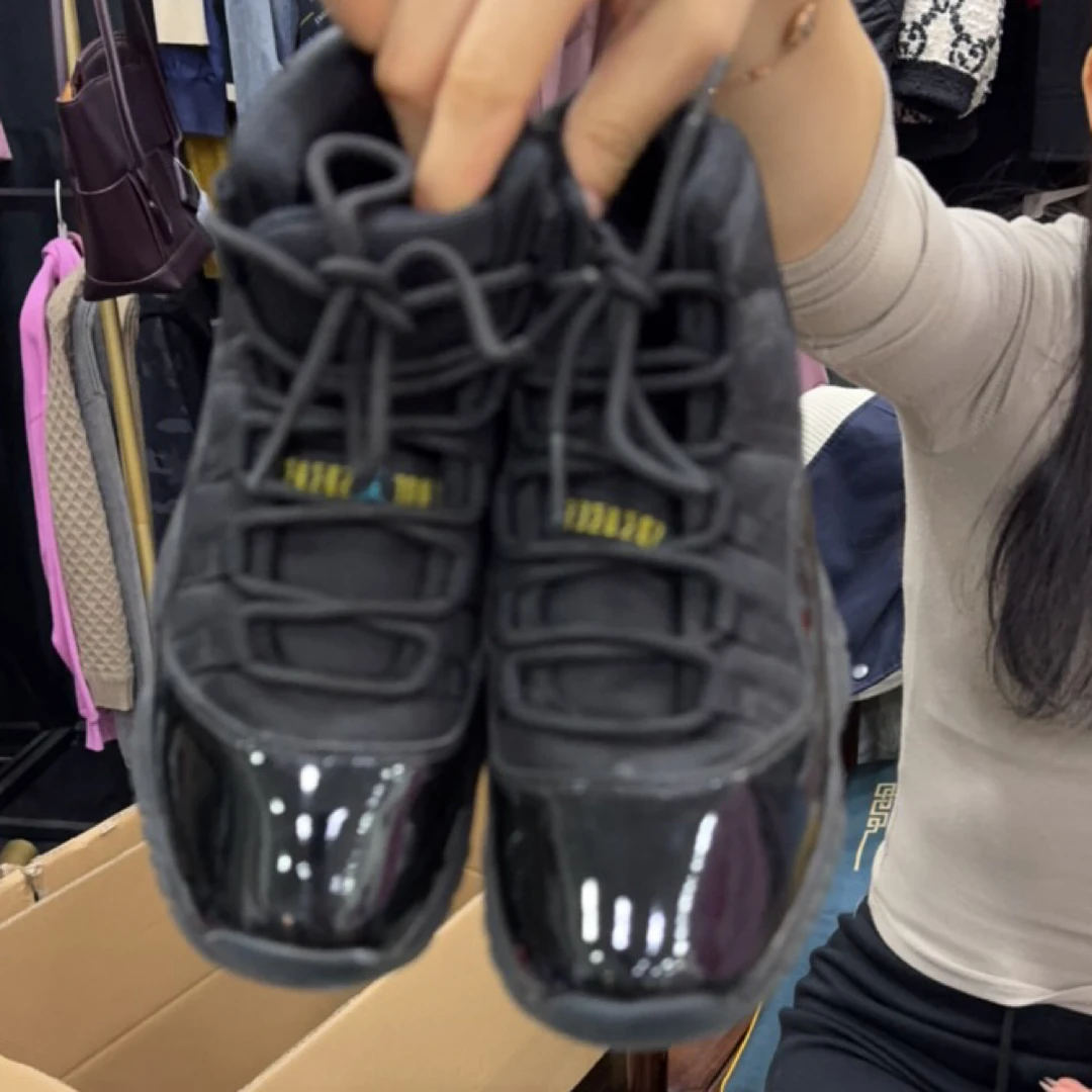 95新 Alexander McQueen/亚历山大·麦昆 乔丹运动鞋36.5码不退换