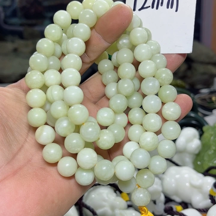 蛇纹石玉项链未镶嵌