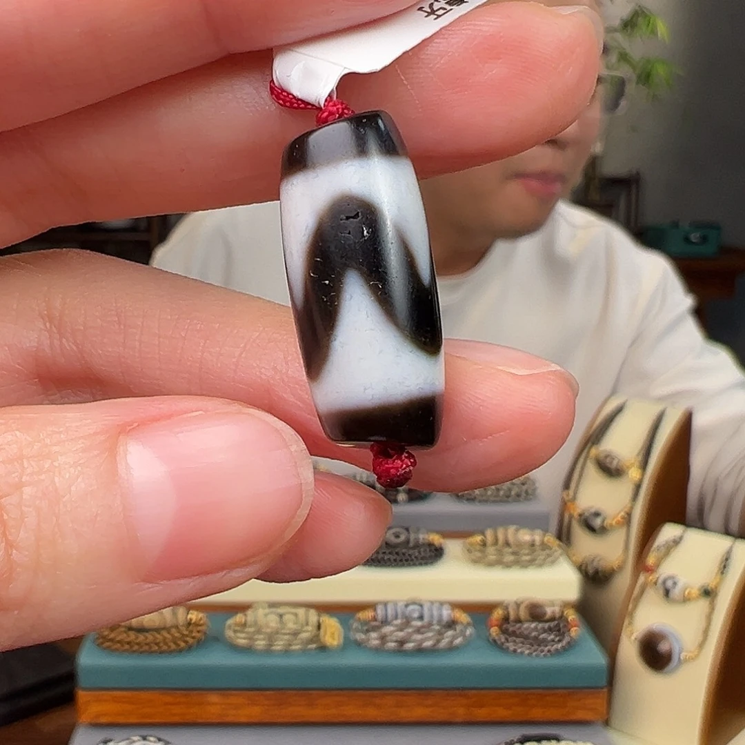 东***莉玛瑙/玉髓未镶嵌颈饰