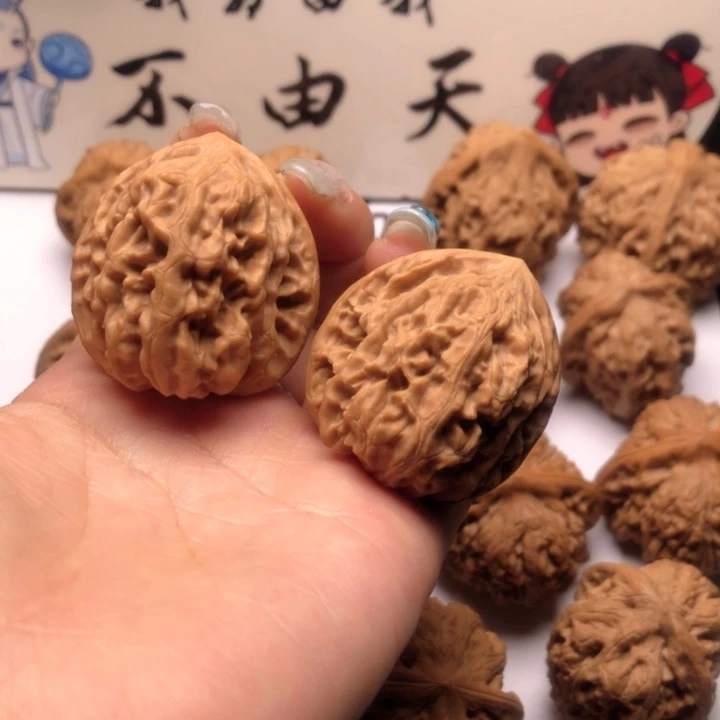 文玩核桃吊坠星*雨鸡心