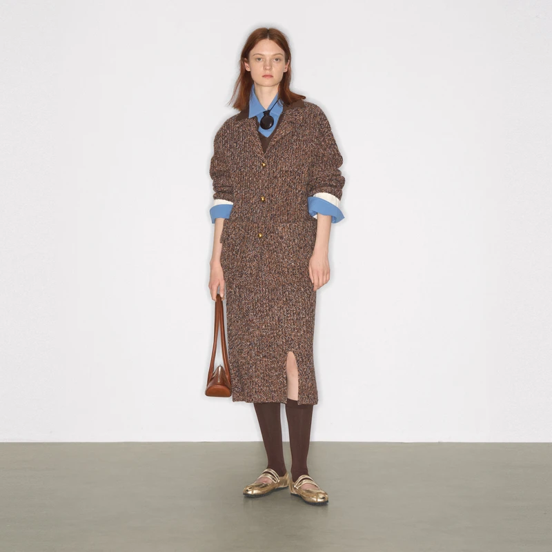 lost in echo2025早秋新款舒适保暖宽松阔版翻领高级羊毛针织外套