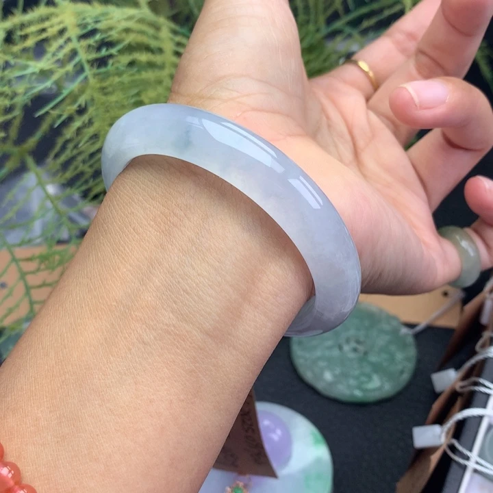 翡翠未镶嵌手镯天然翡翠手镯