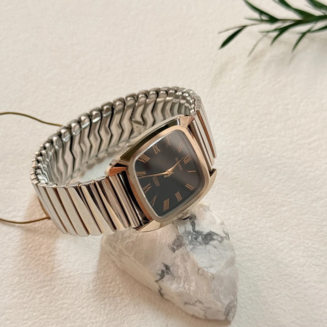 90新  【六六中古】孤品复古手表aa4658手围弹力表盘25