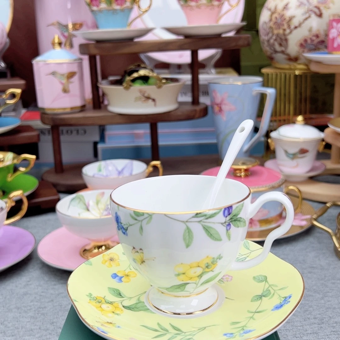 安娜沙拉花园杯碟礼盒