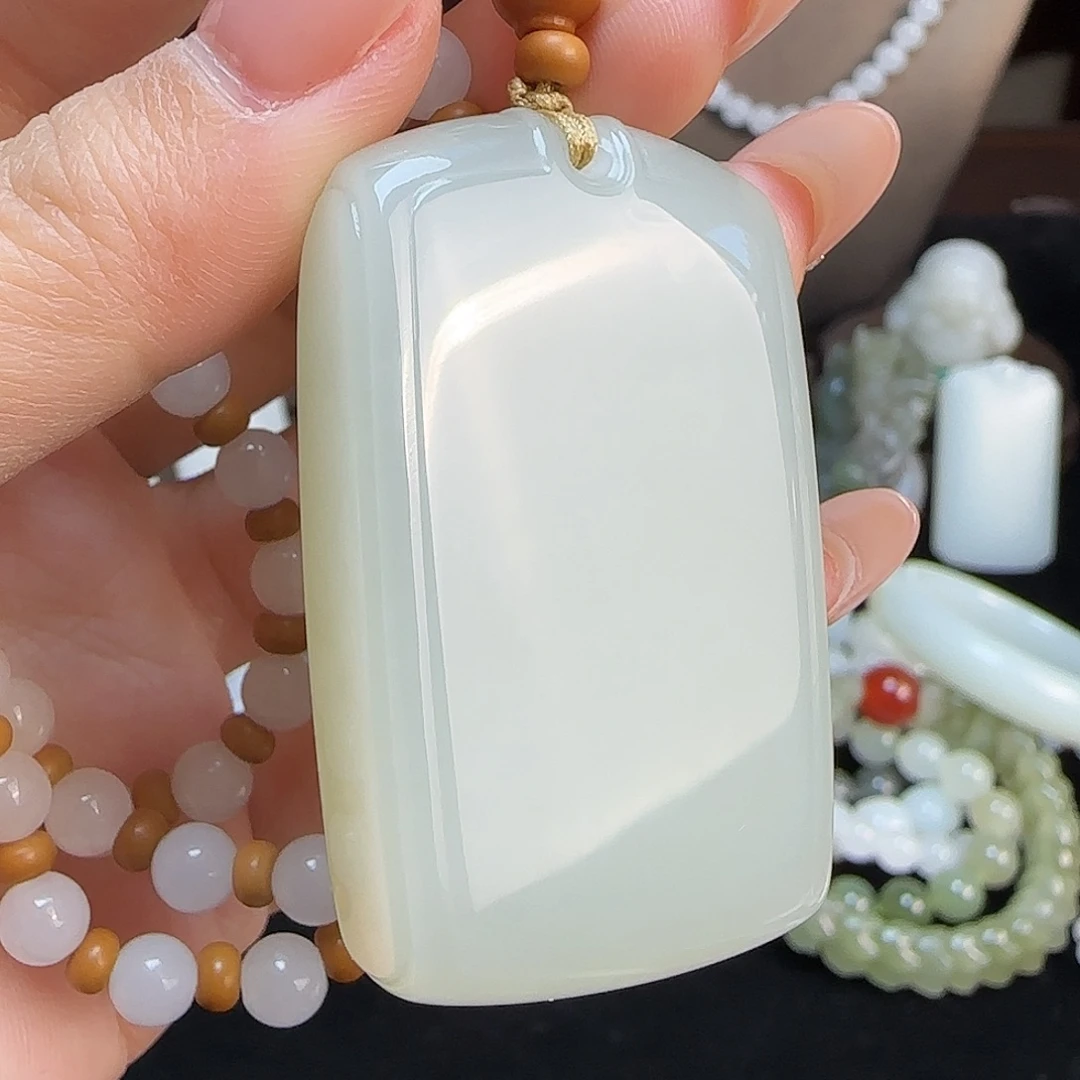 和田玉未镶嵌颈饰定制发货