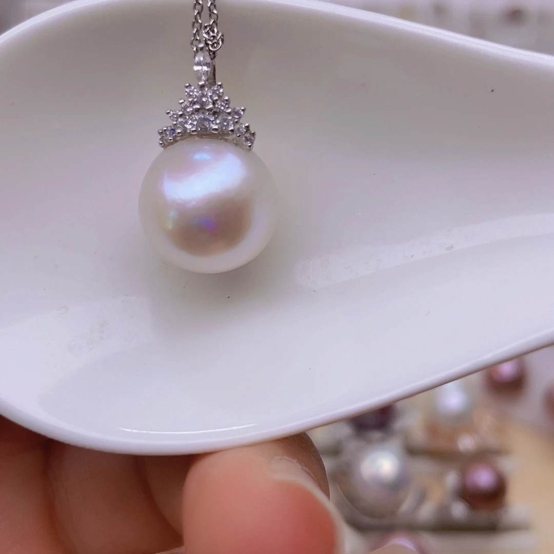 银S925镶嵌吊坠(赠链)淡水珍珠