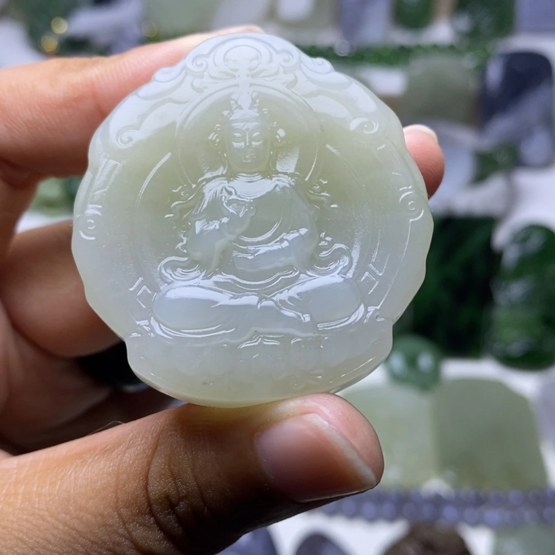 颈饰未镶嵌和田玉