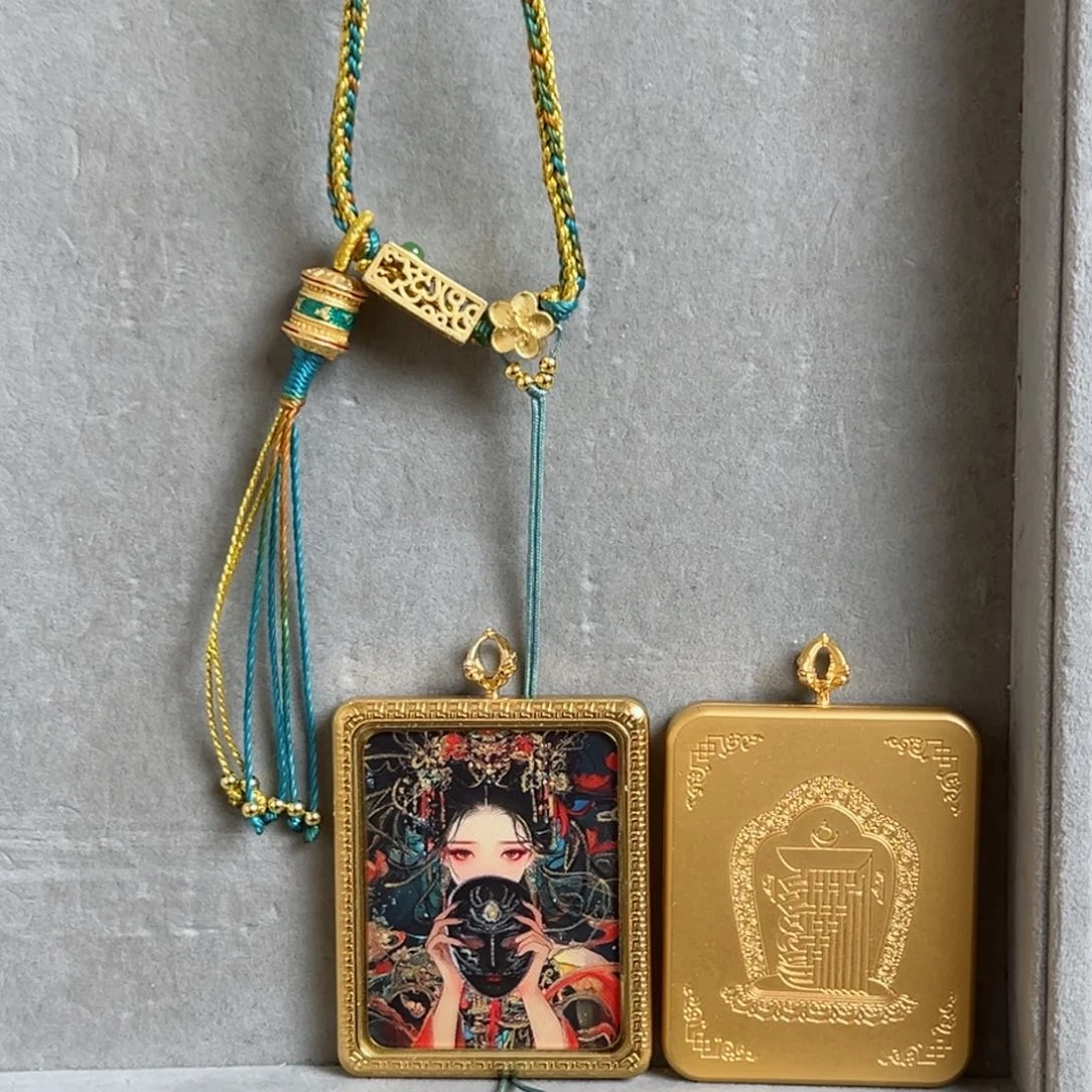 吊坠暴****?单面铜壳前世今生唐卡