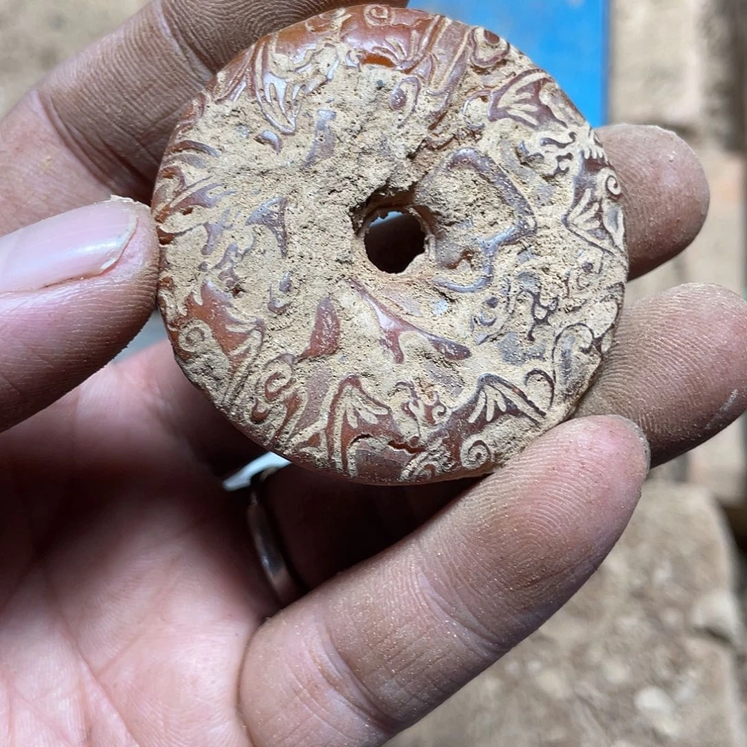 和田玉（糖玉）未镶嵌颈饰