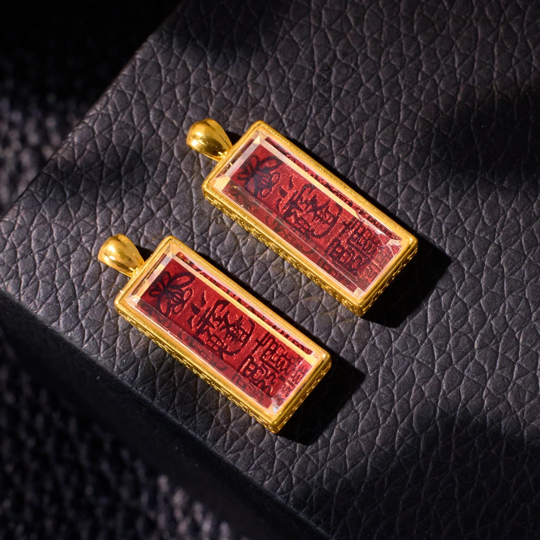 【歪歪】（素金）太太吊坠18K金吊坠（多样性发一）XB-R0110