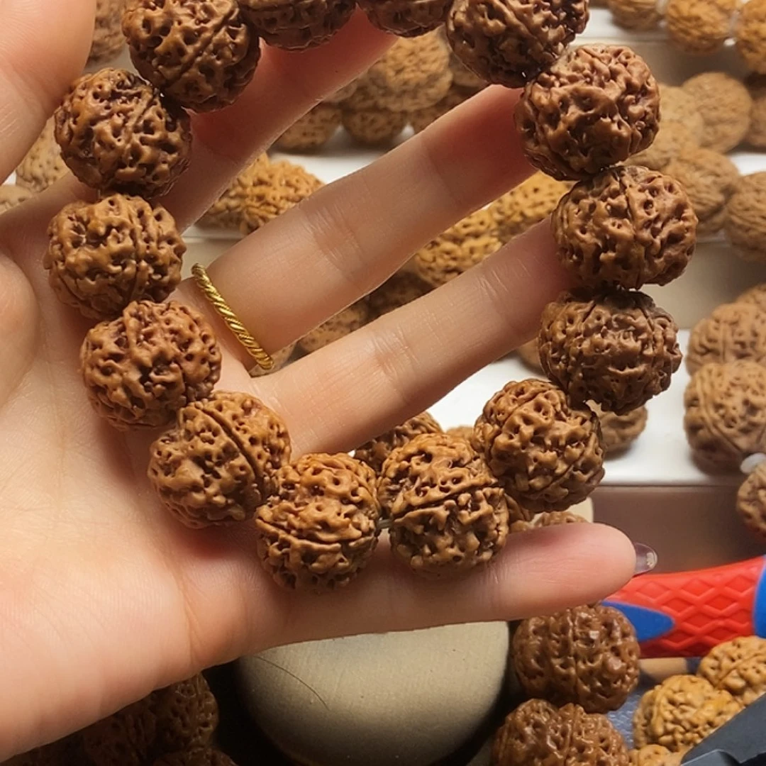 吊坠金刚菩提蜂王梅花