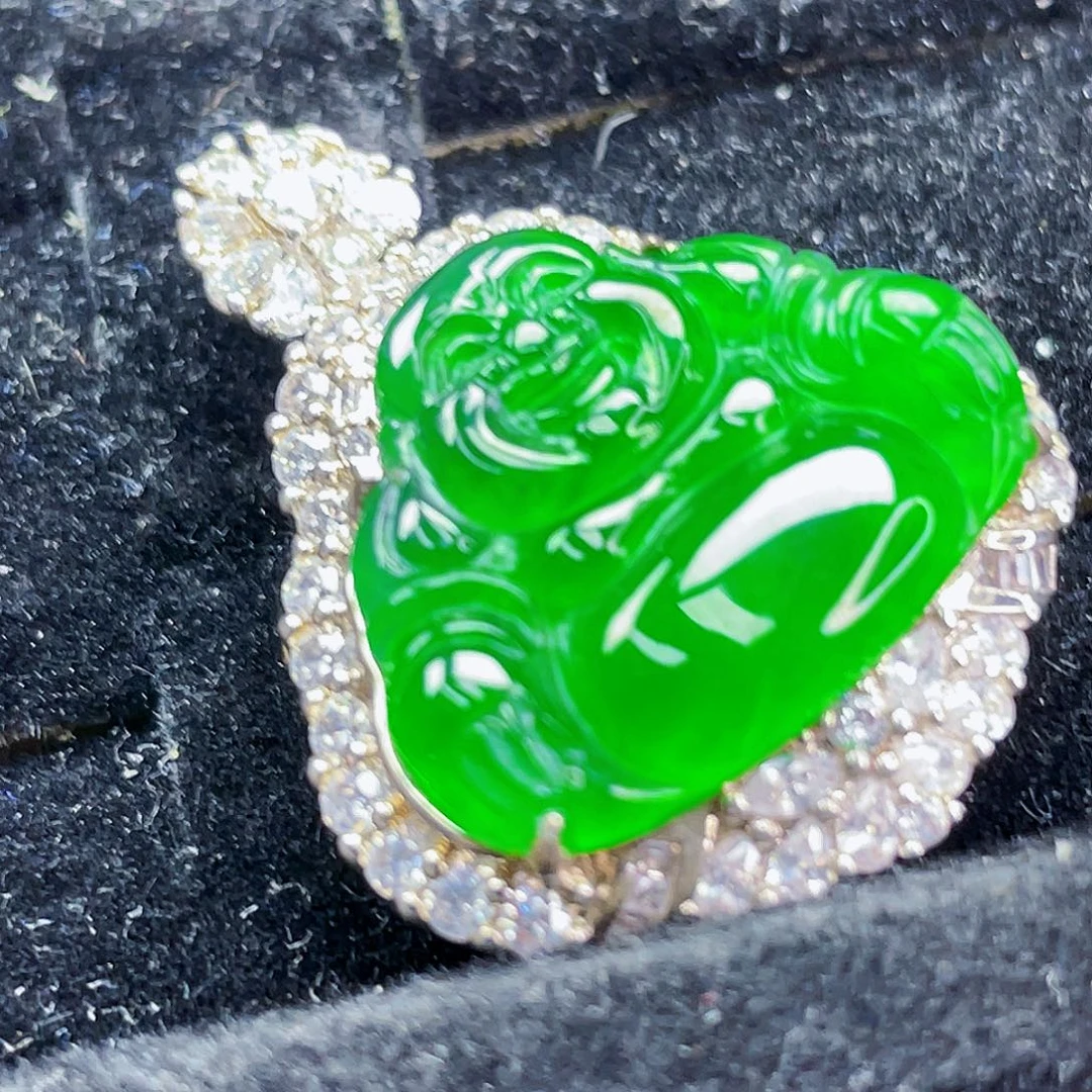 翡翠未镶嵌颈饰188