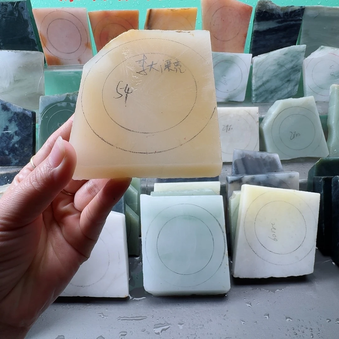 李***。定制石英质玉手镯定制