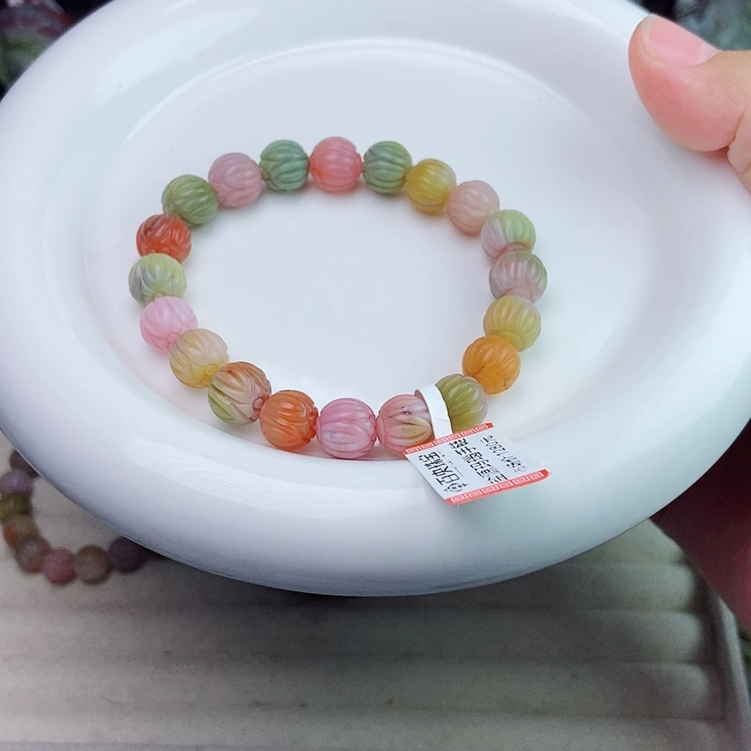 未镶嵌石英质玉（盐源）珠宝半成品