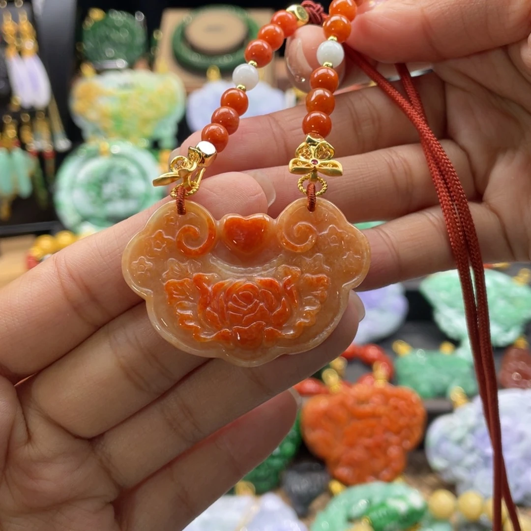 翡翠颈饰未镶嵌代编织