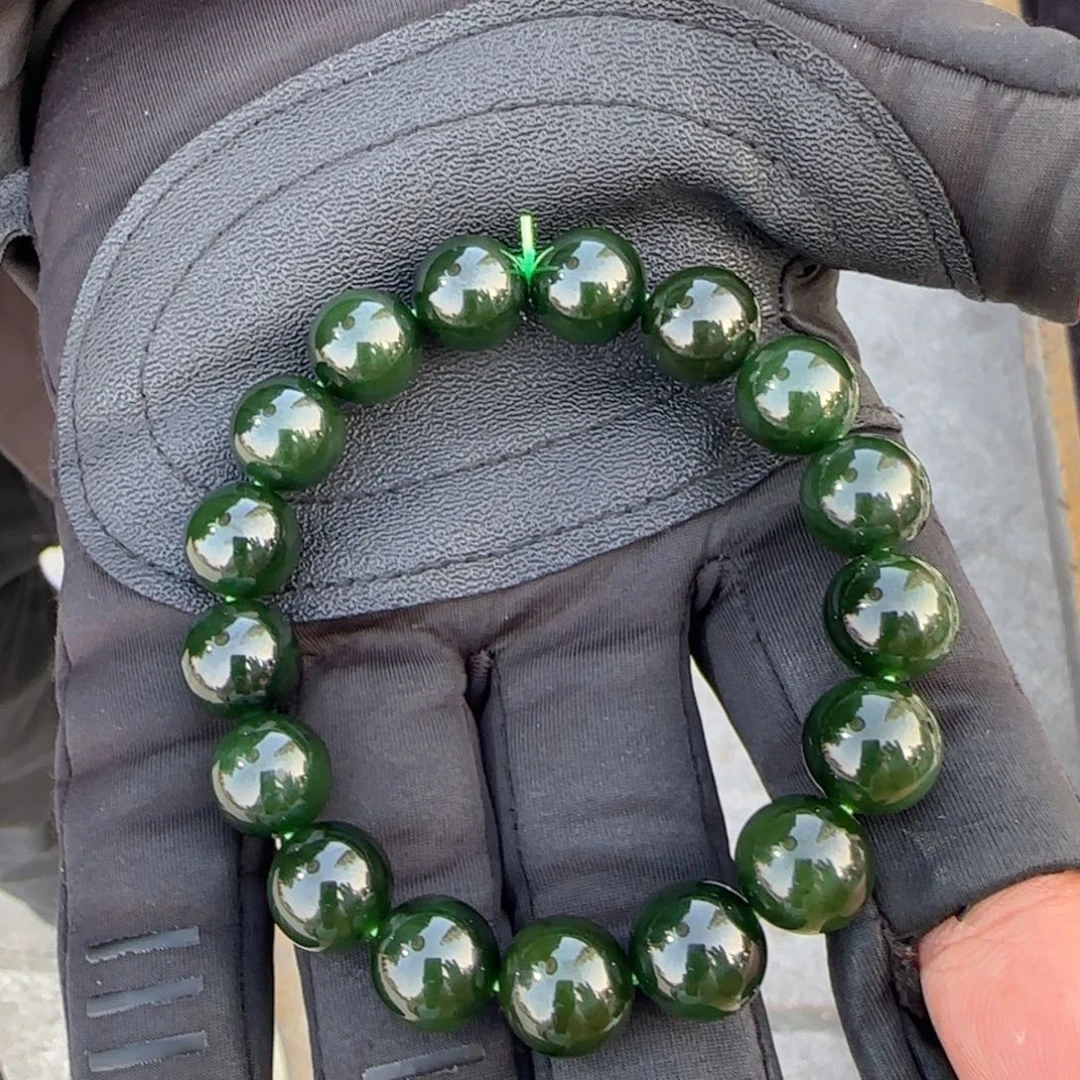 和田玉未镶嵌颈饰卡十二老油料