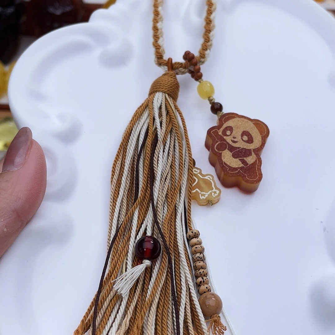 琥珀吊坠(赠链)未镶嵌