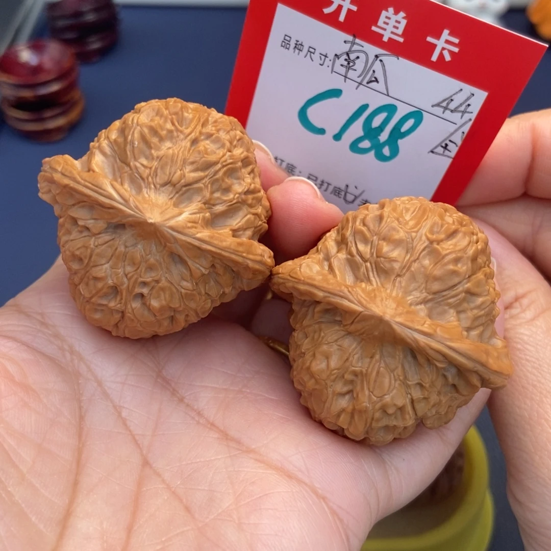 文玩核桃吊坠文玩核桃