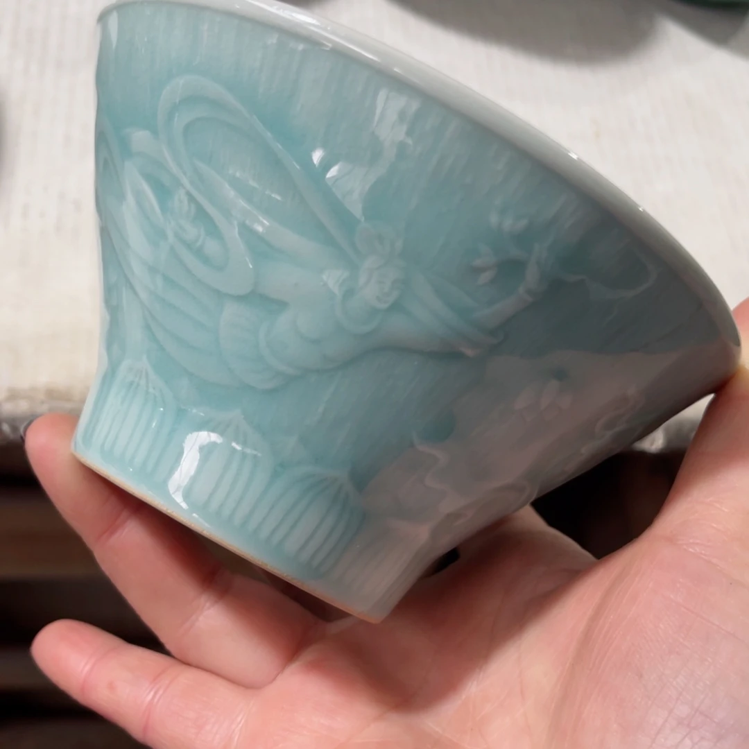 碗哈哈哈哈给哈哈哈哈哈