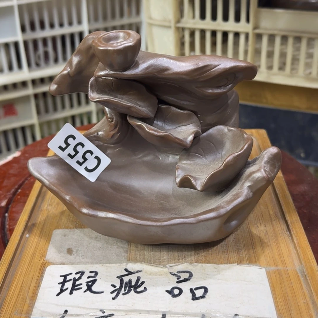 瑕疵介意勿拍陶瓷器皿F573