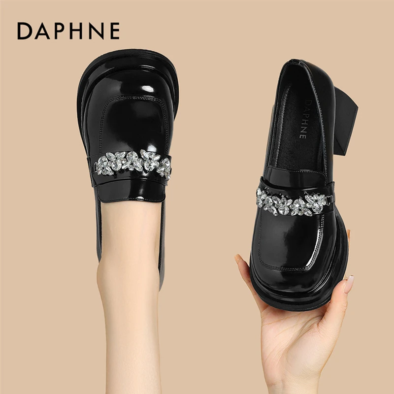 达芙妮粗跟乐福鞋女鞋子2025春季新款防水台玛丽珍高跟鞋白色单鞋