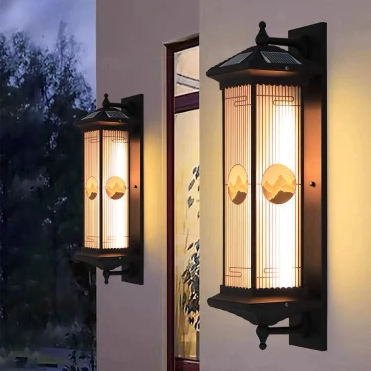 日照金山农村大门太阳能灯别墅两边室外庭院罗马柱灯大门两边中式