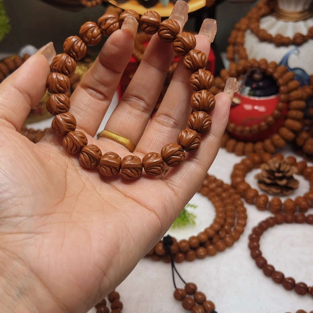 冯***@吊坠桃核12顶级双脊龙单圈