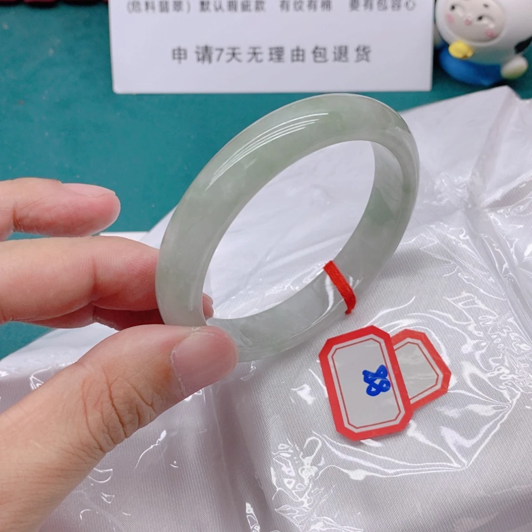 翡翠手镯未镶嵌88888/56