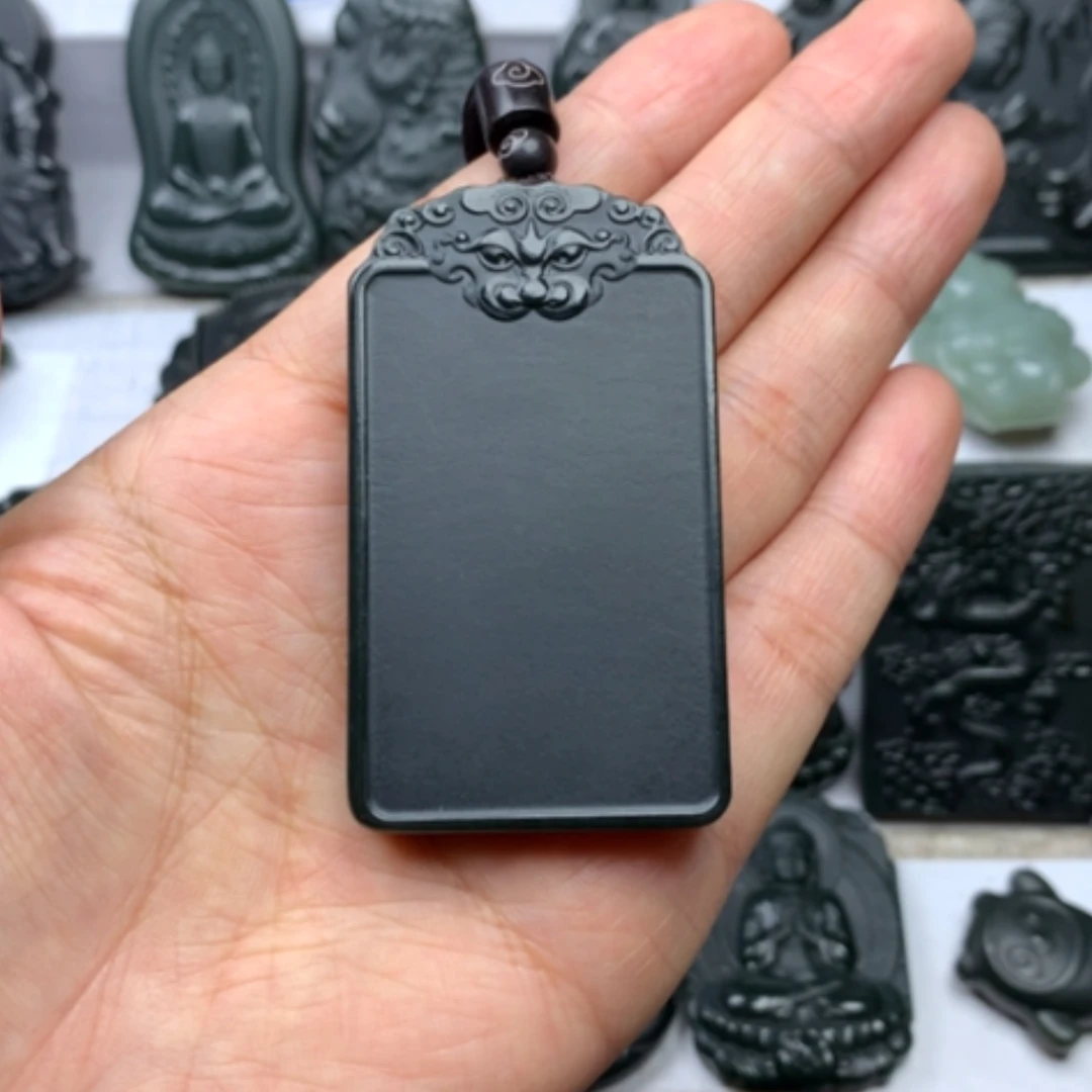 【闪购商品】颈饰未镶嵌和田玉双面雕刻