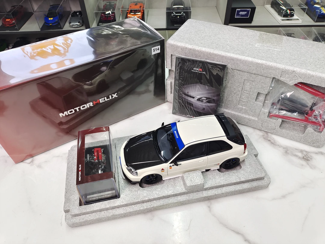 MOTORHELIX 1/18 本田思域 EK9 合金汽车模型收藏