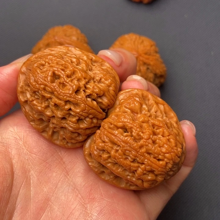 文玩核桃吊坠秦岭核桃