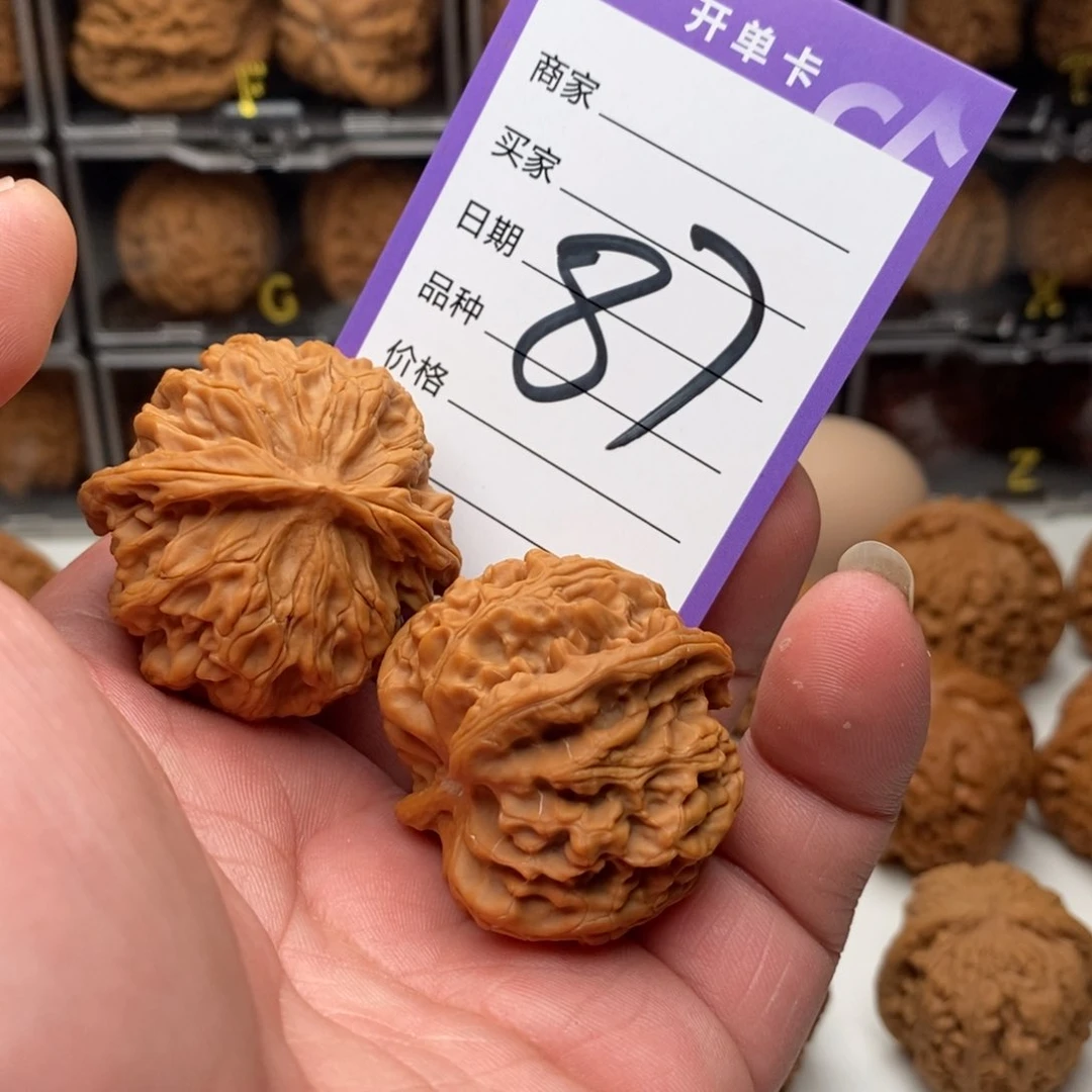 j***s39.5全品山地苹果园狮子头
