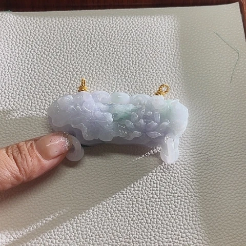 翡翠未镶嵌颈饰春彩玉衡