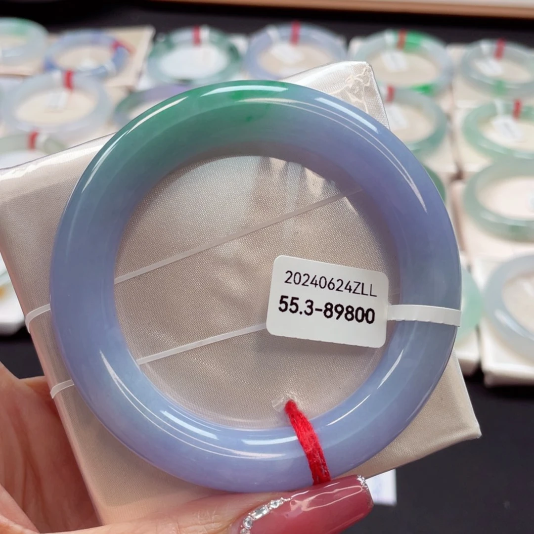 【闪购商品】翡翠手镯未镶嵌胖圆春带彩艳丽十足55.3圈23号