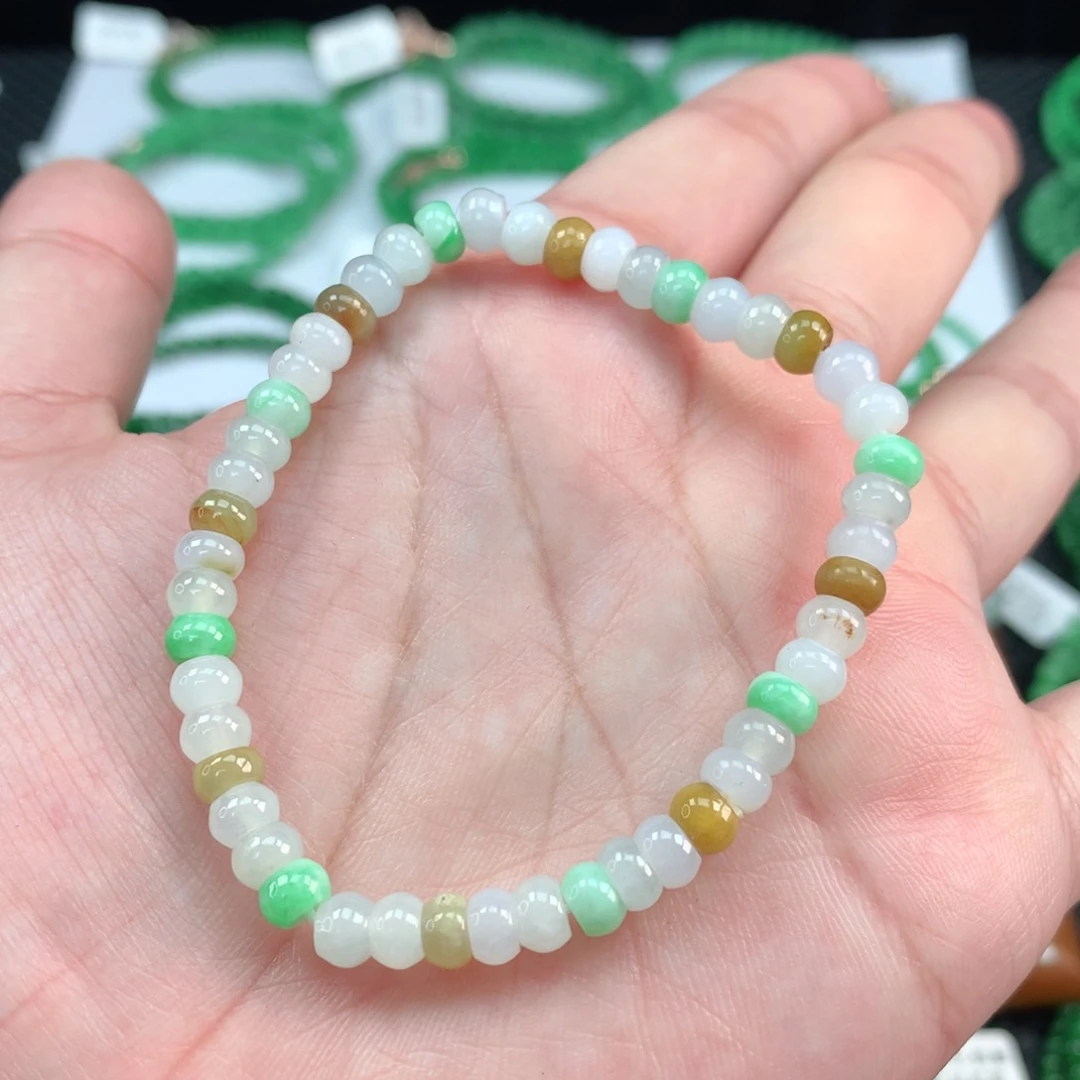 翡翠手链未镶嵌翡翠