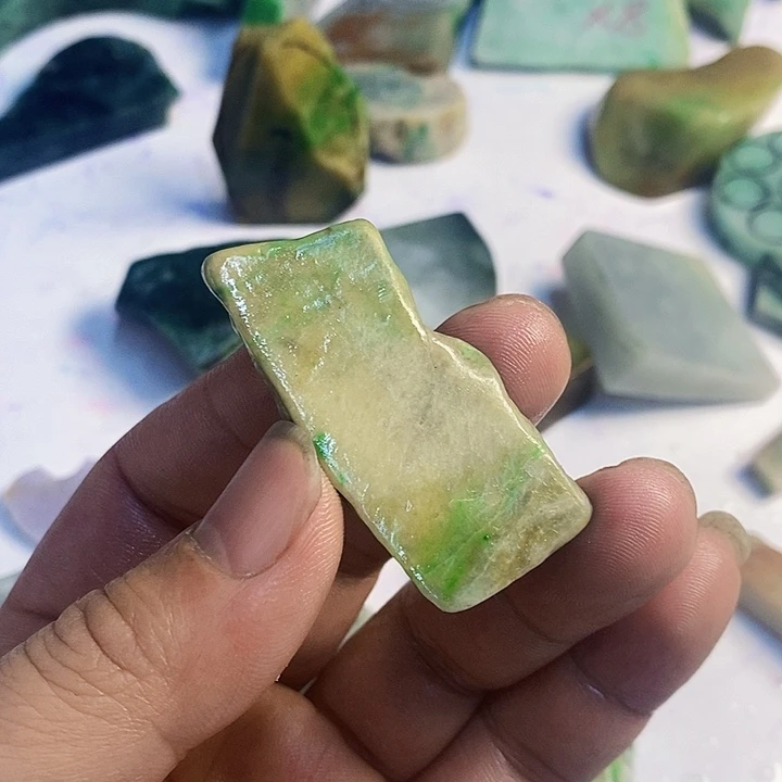 翡翠散珠天然翡翠A货挂件