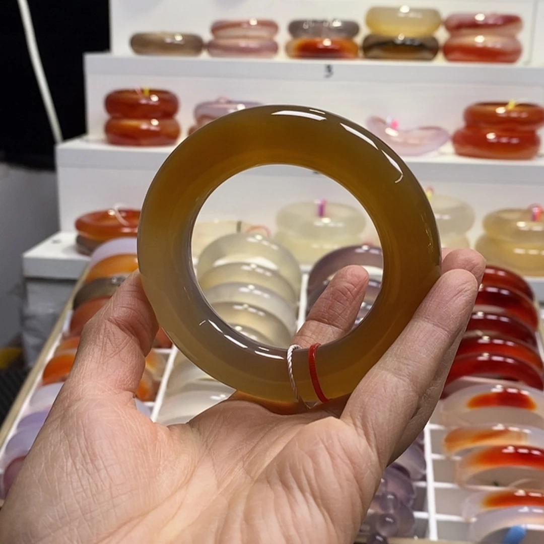 玛瑙/玉髓未镶嵌手镯