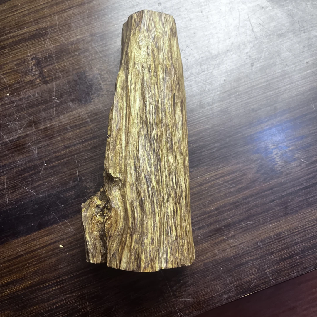 【聚贤沉香】海南野料子车珠料沉香木