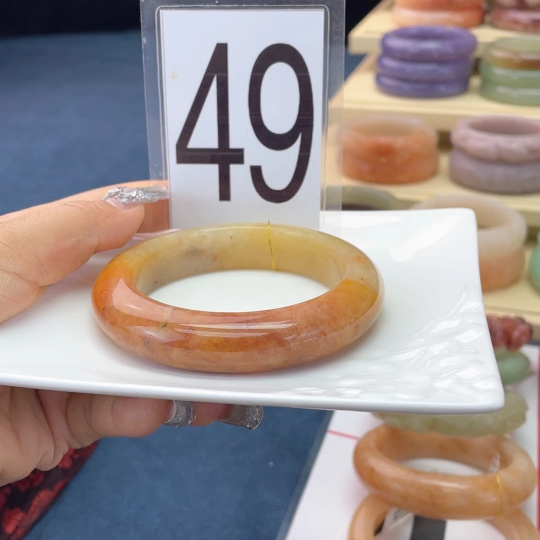 石英质玉未镶嵌手镯