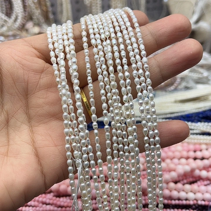 玛瑙/玉髓未镶嵌珠宝半成品一条2.5mm左右极光米珠珍珠