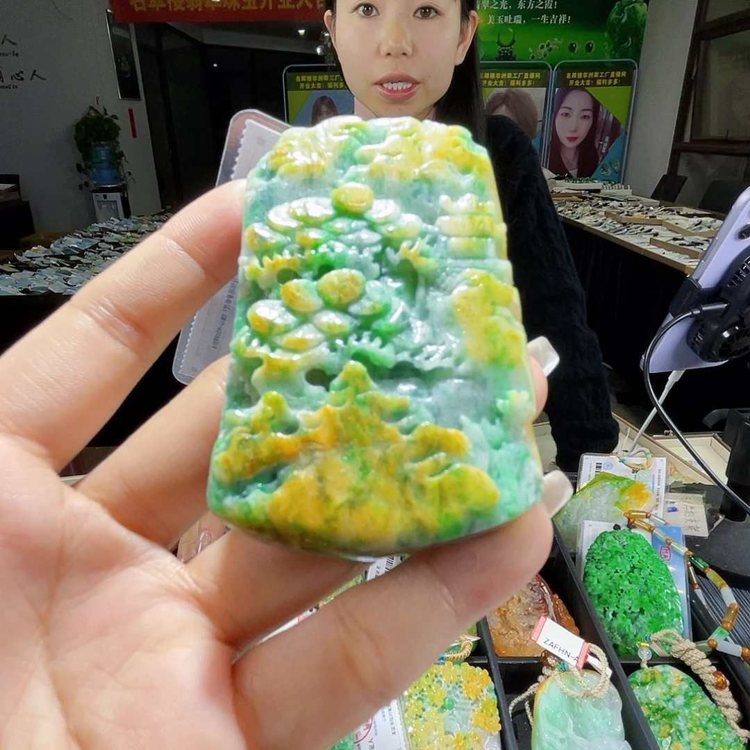 颈饰未镶嵌翡翠一