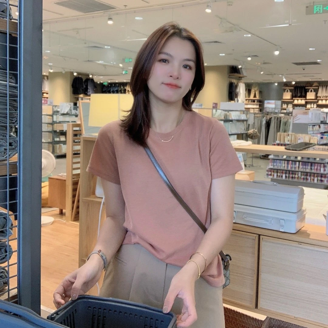 透气亲肤纯色简约显瘦白富美网纱气质百搭休闲短袖T恤女纯色上衣