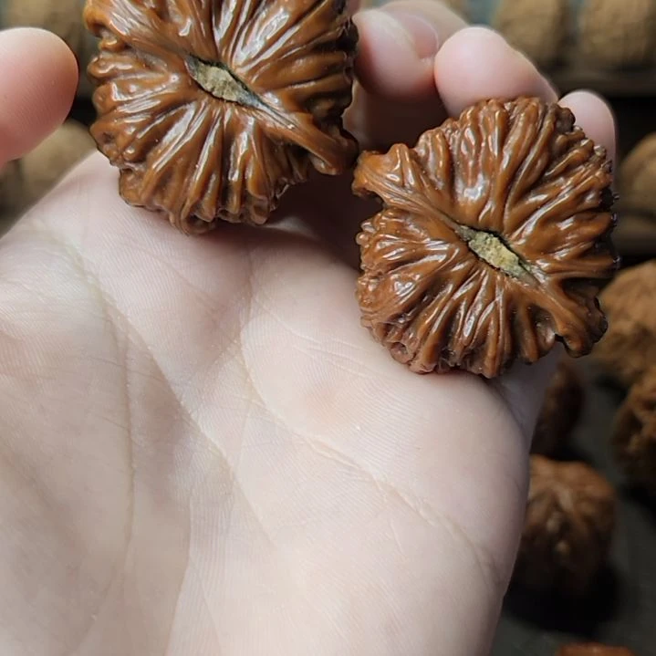 吊坠文玩核桃39闷白